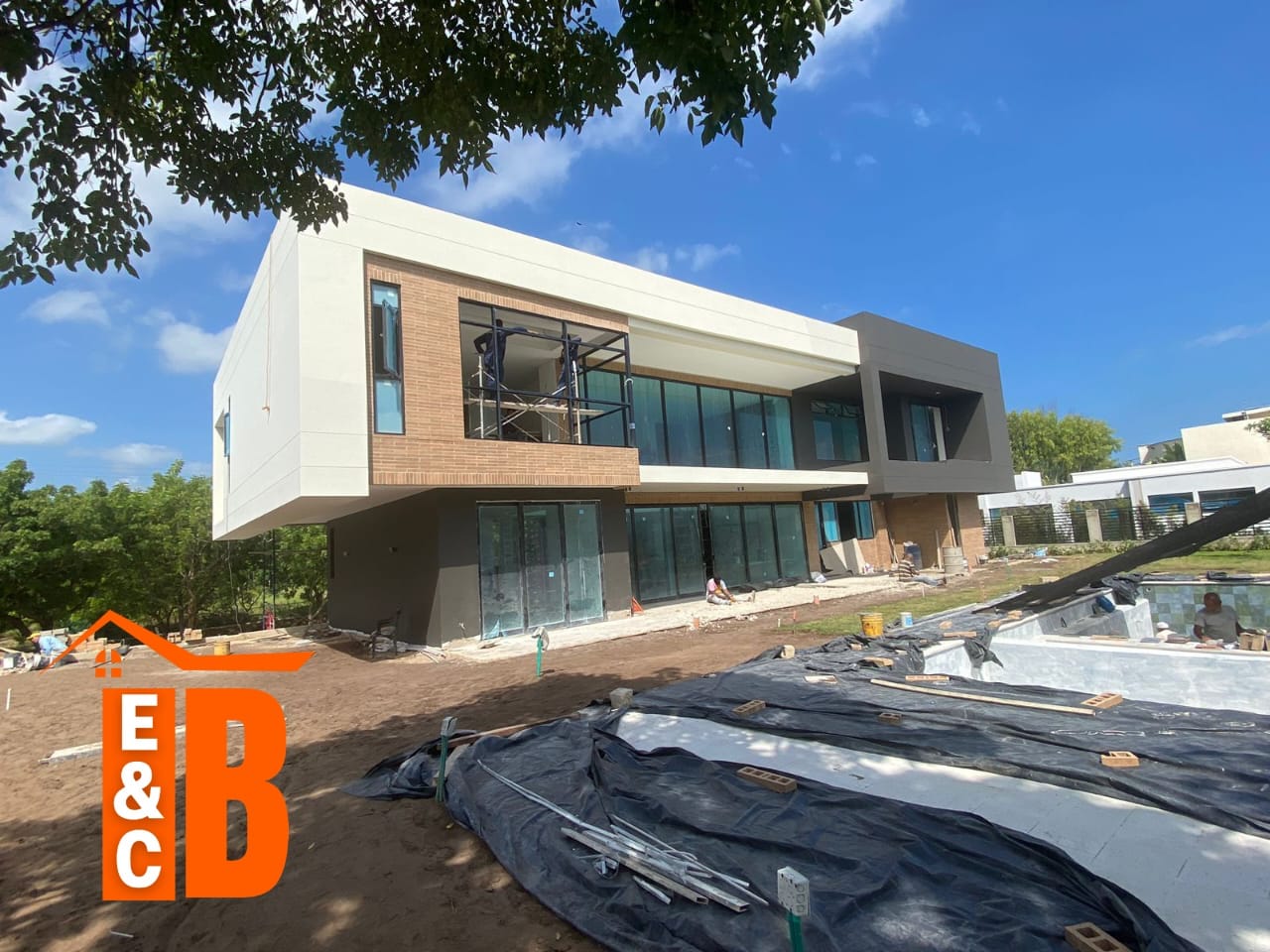 Obra de infraestructura vial BUILDING E&C